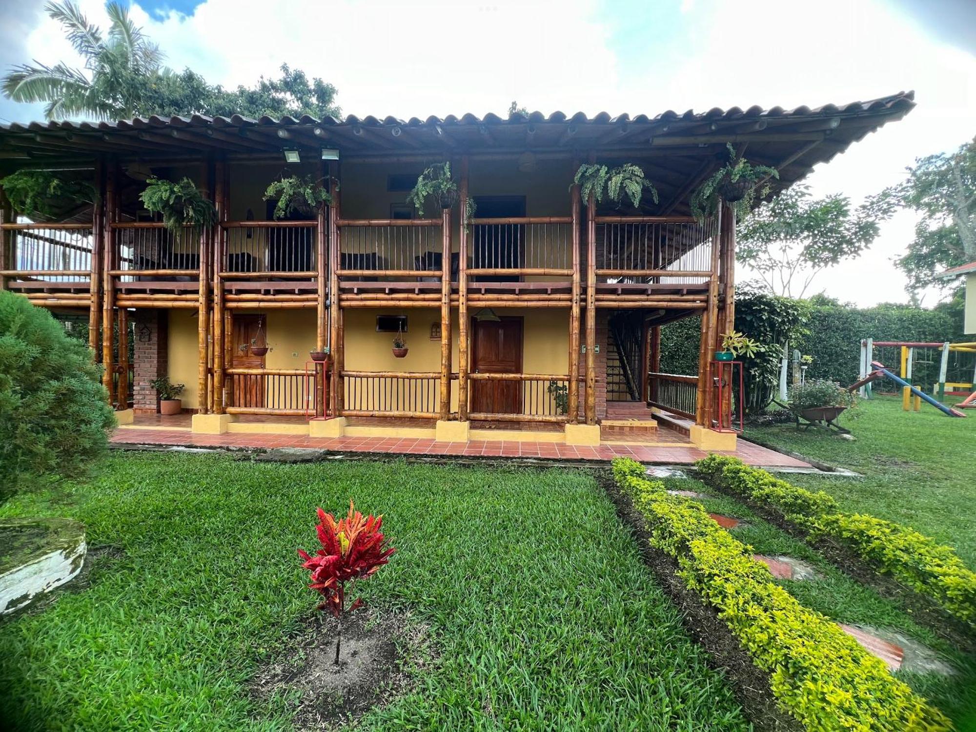 Villa Alejandra Del Quindio Calarcá Exterior photo