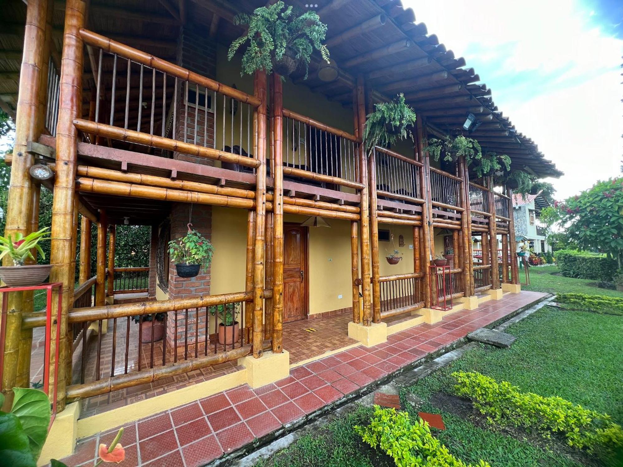 Villa Alejandra Del Quindio Calarcá Exterior photo