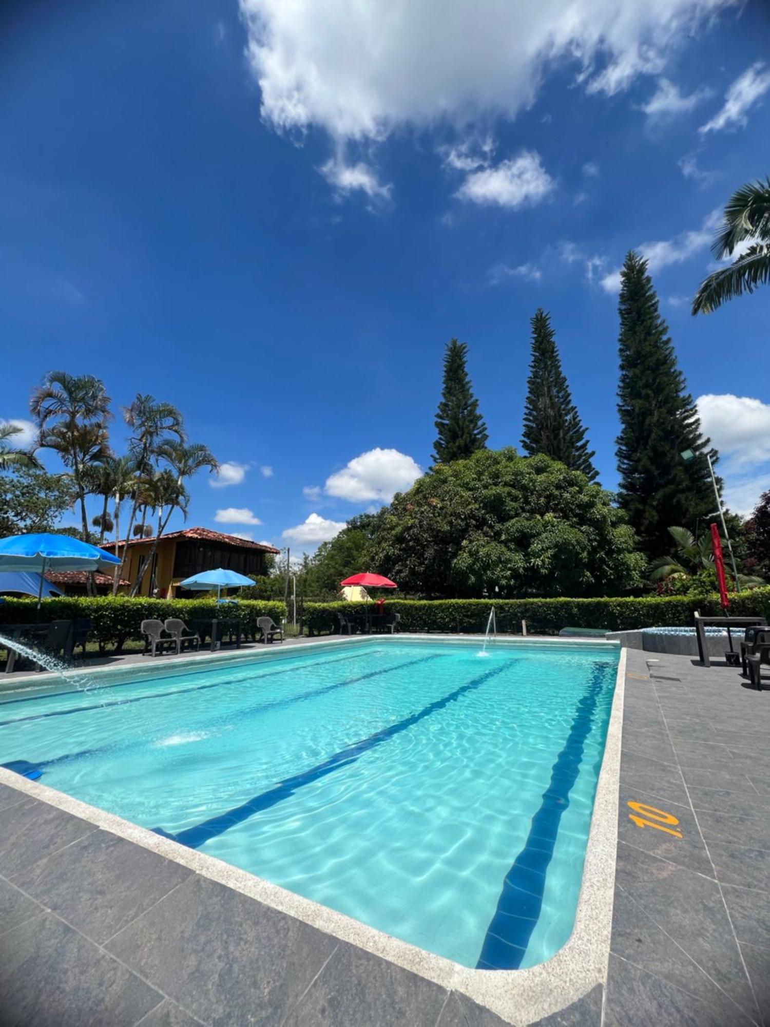 Villa Alejandra Del Quindio Calarcá Exterior photo