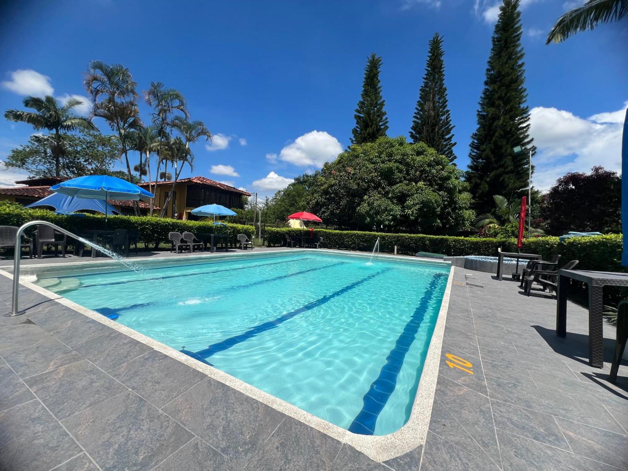 Villa Alejandra Del Quindio Calarcá Exterior photo