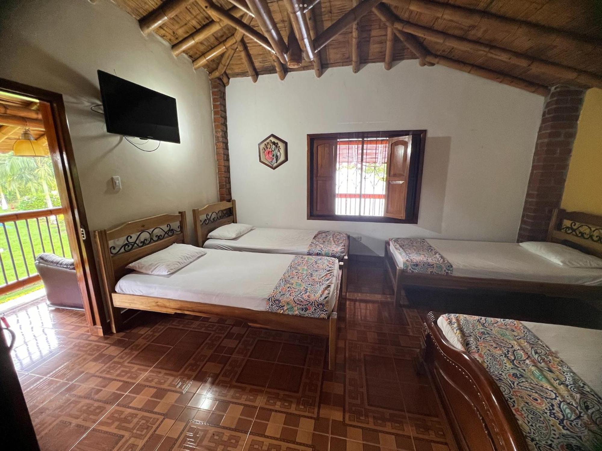 Villa Alejandra Del Quindio Calarcá Exterior photo